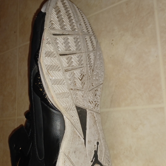 Jordan Tru flights - Picture 7 of 9